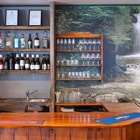 Maydena Lodge Екстер'єр фото